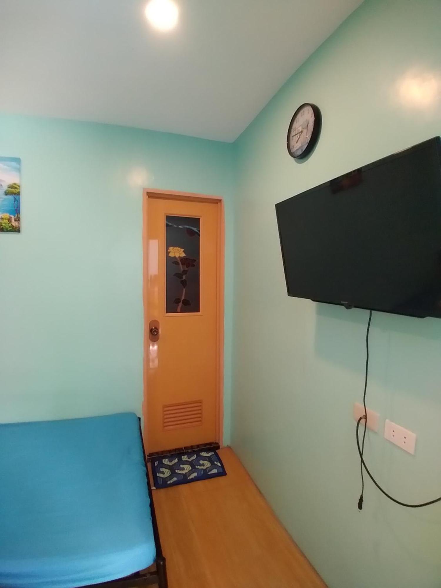 Azulea Lodging House 오슬롭 객실 사진