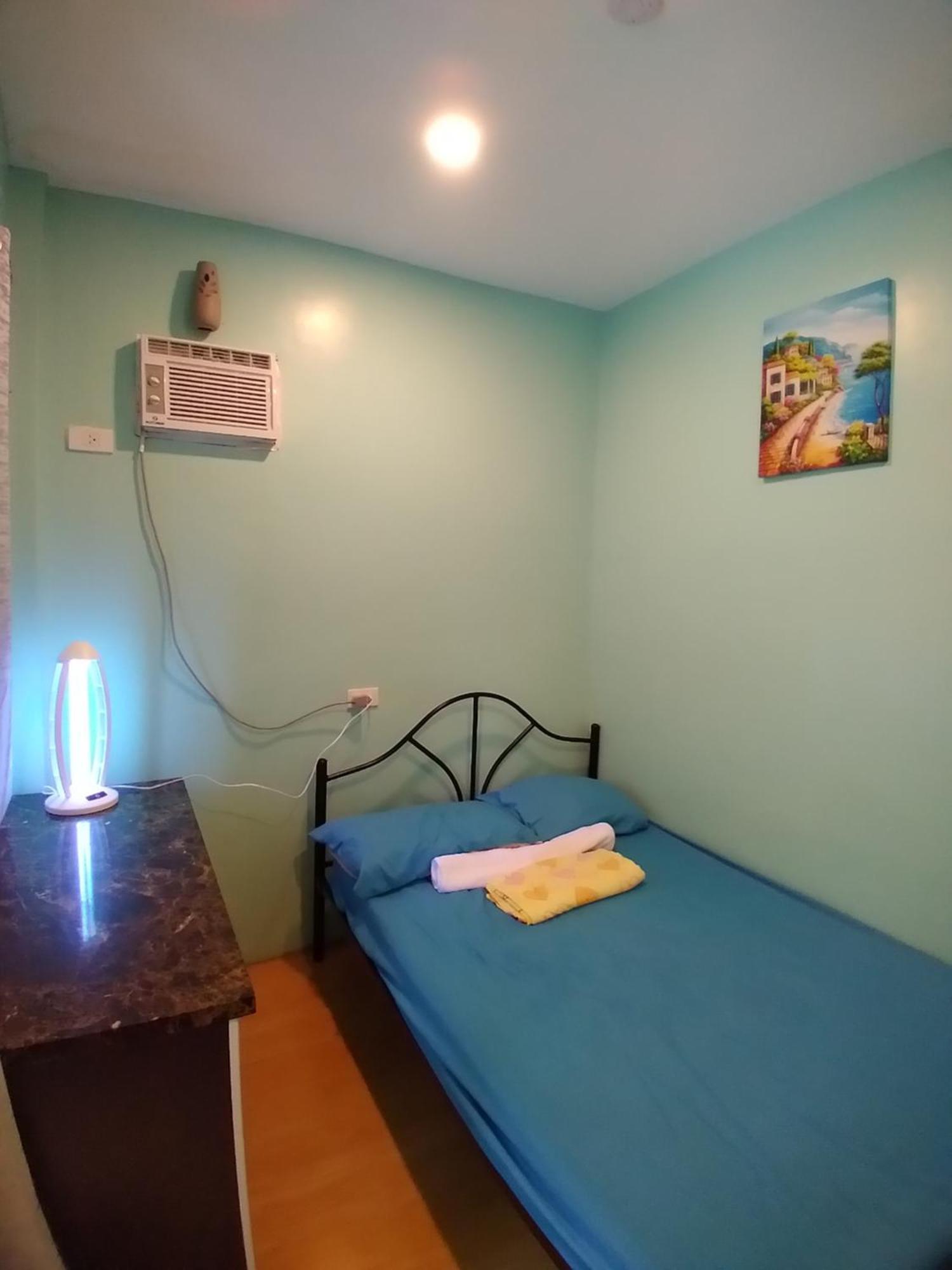 Azulea Lodging House 오슬롭 객실 사진